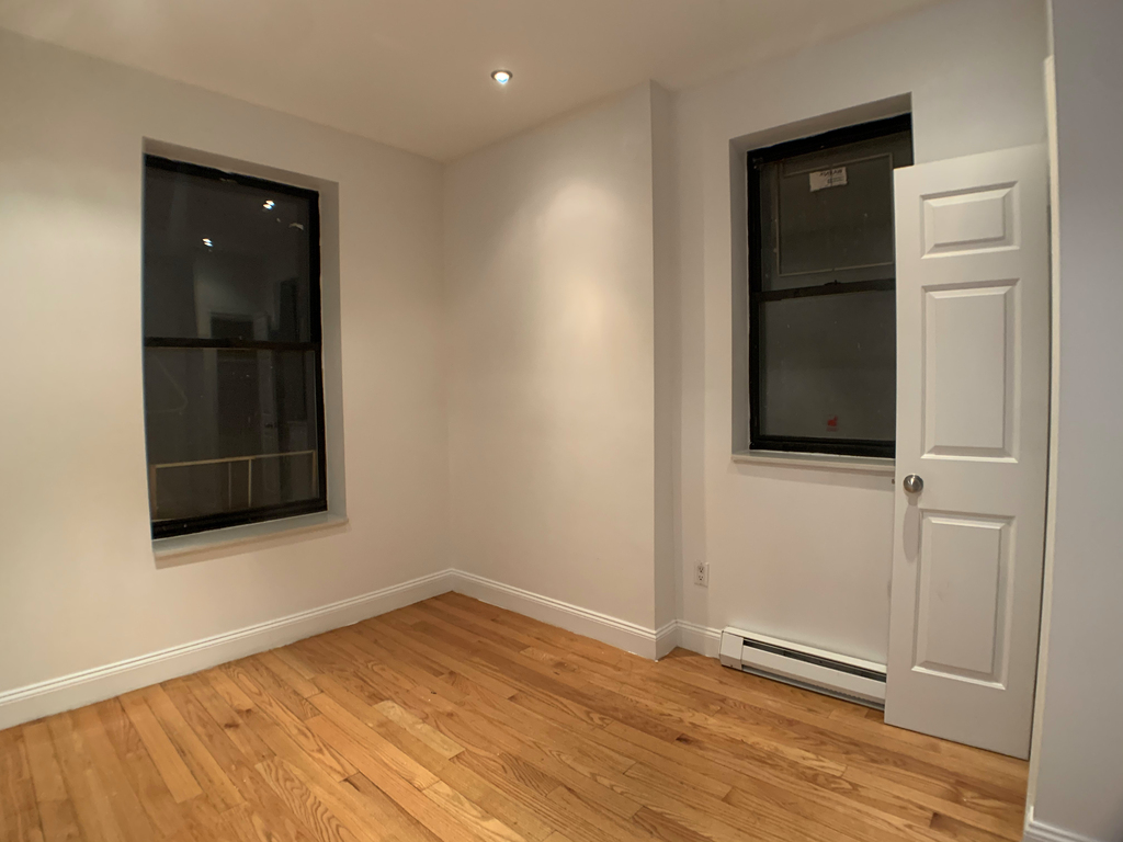 932 Amsterdam Avenue - Photo 5