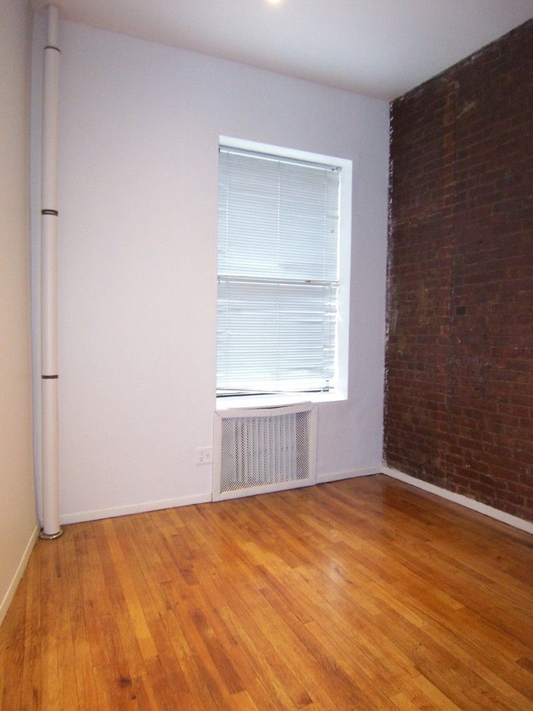 515 West 46th Street - Photo 6