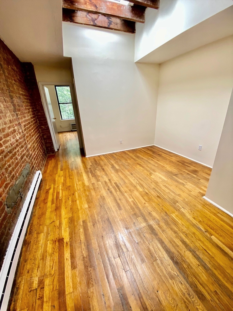 520 East 88th Street - Photo 1