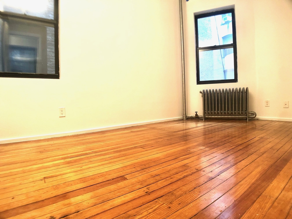 3604 Broadway - Photo 3