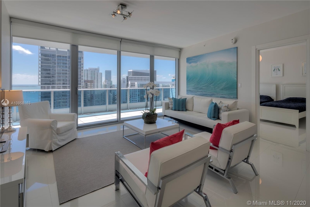 200 Biscayne Boulevard Way - Photo 8