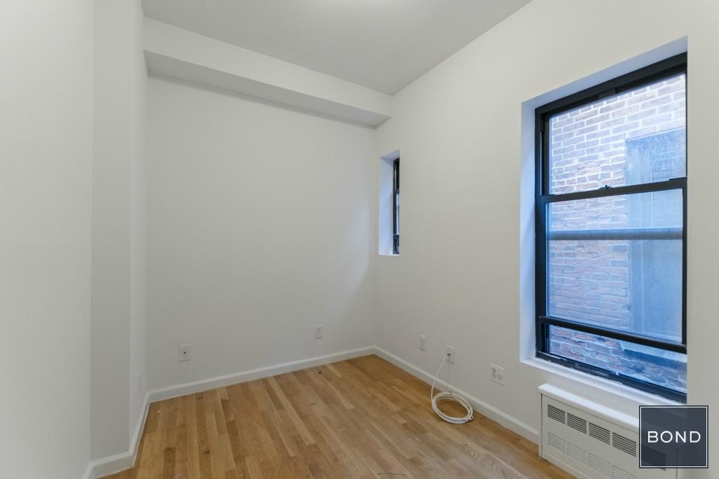 431 East 73rd Street - Photo 3