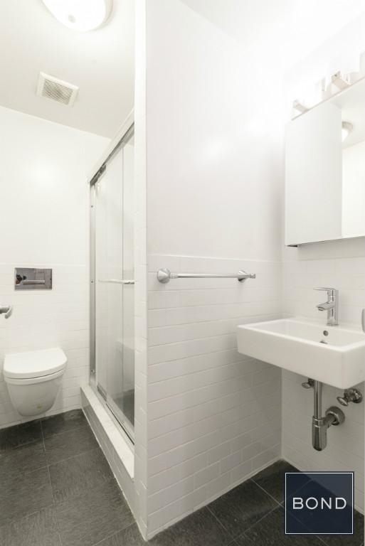 431 East 73rd Street - Photo 4