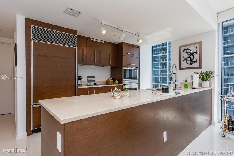 475 Brickell Ave - Photo 5