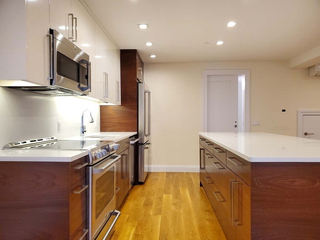 237 Bleecker Street - Photo 2