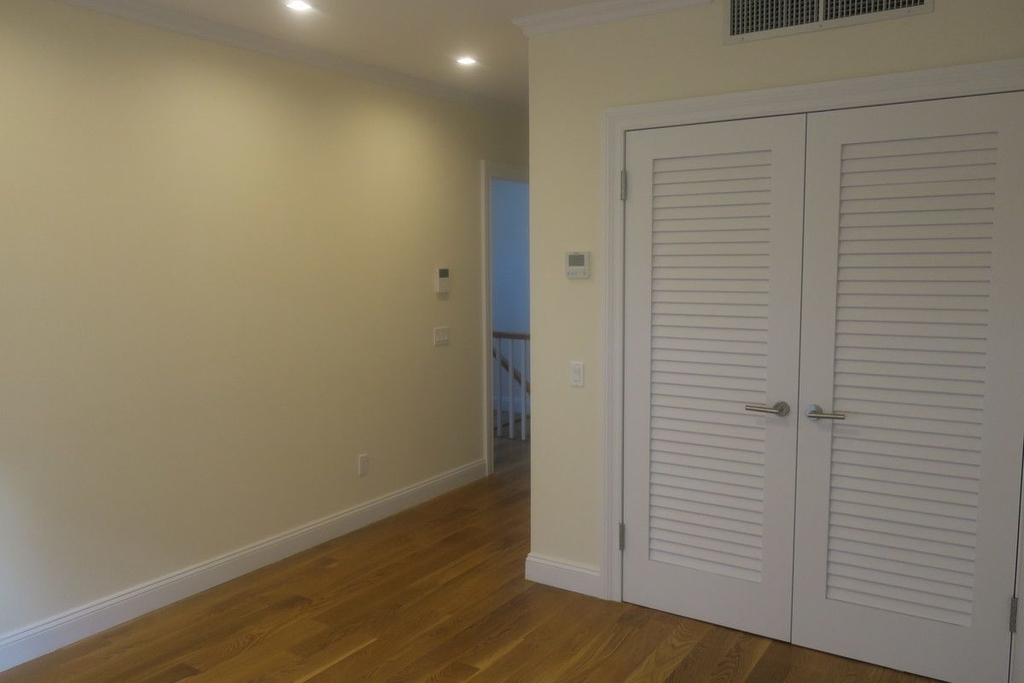 237 Bleecker Street - Photo 7