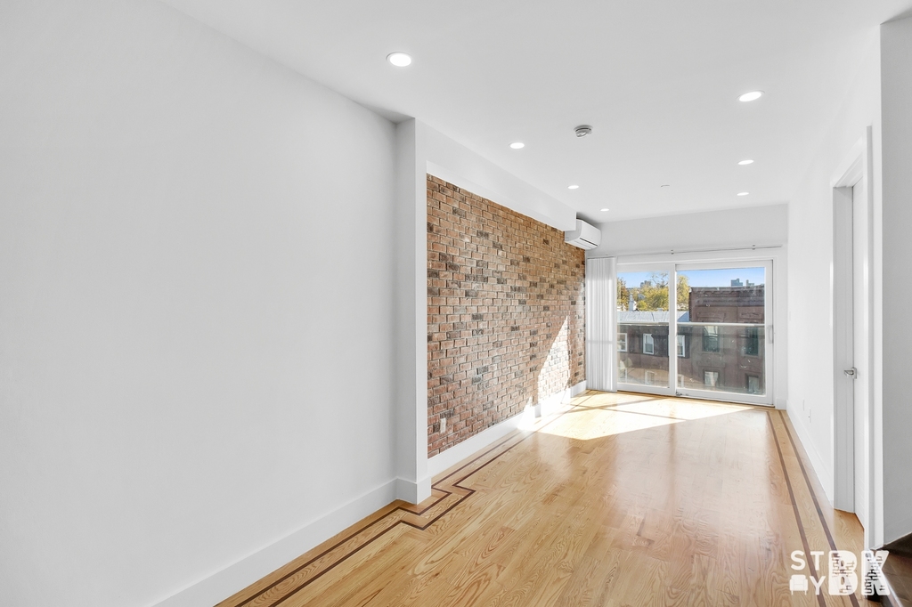 735 Greene Avenue - Photo 2