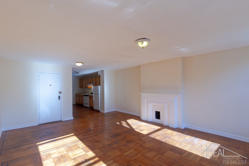 145 Atlantic Avenue - Photo 3