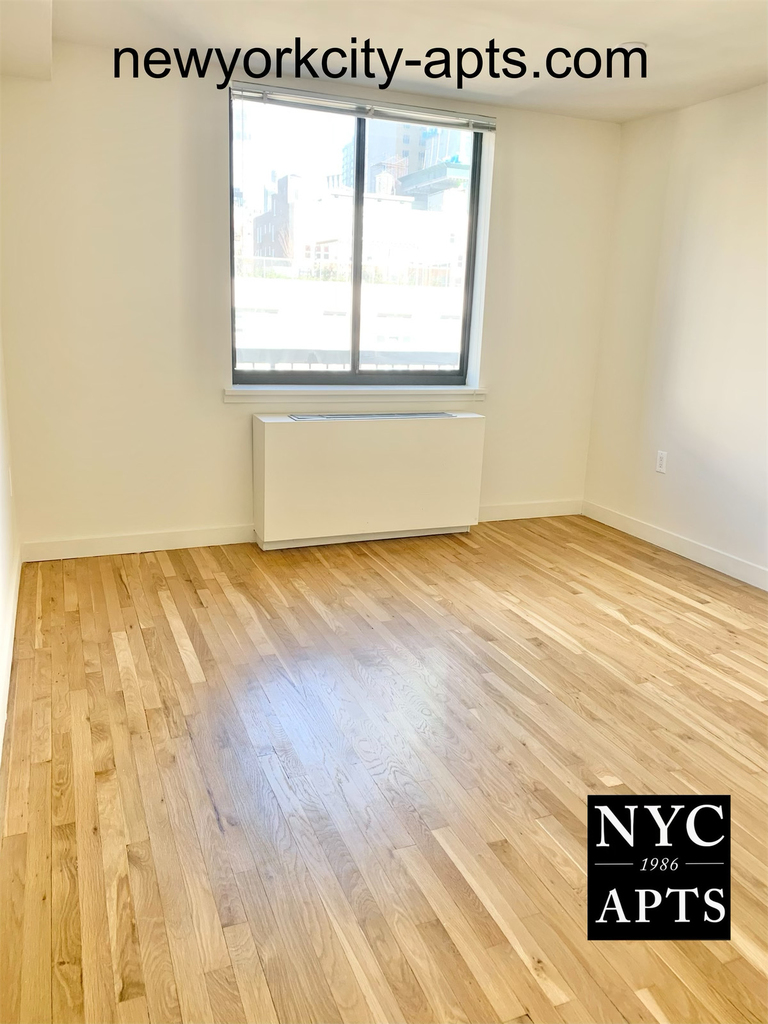 144 West 23rd Street - Photo 2