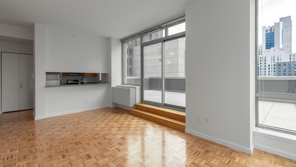 455 West 37th Street - Photo 5