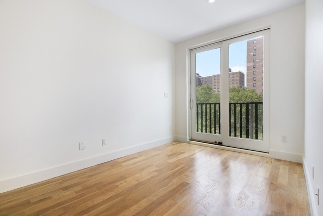 924 Myrtle Avenue - Photo 1