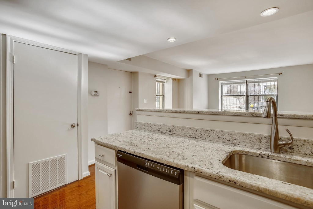 1320 21st Street Nw - Photo 8