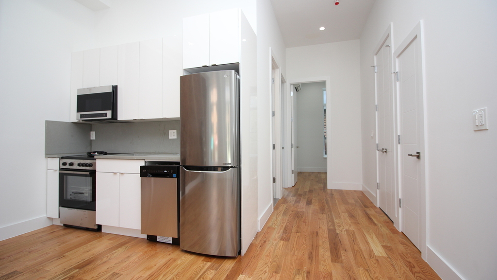 378 Nostrand Avenue - Photo 7