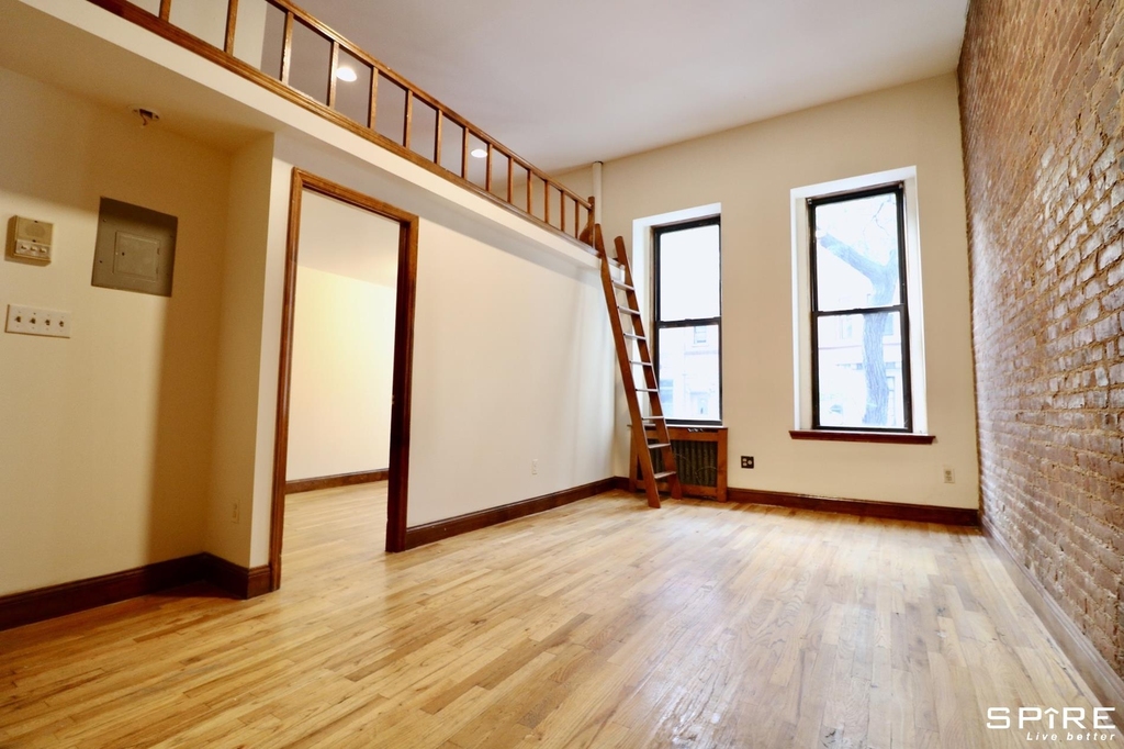 159 West 75th Street - Photo 0