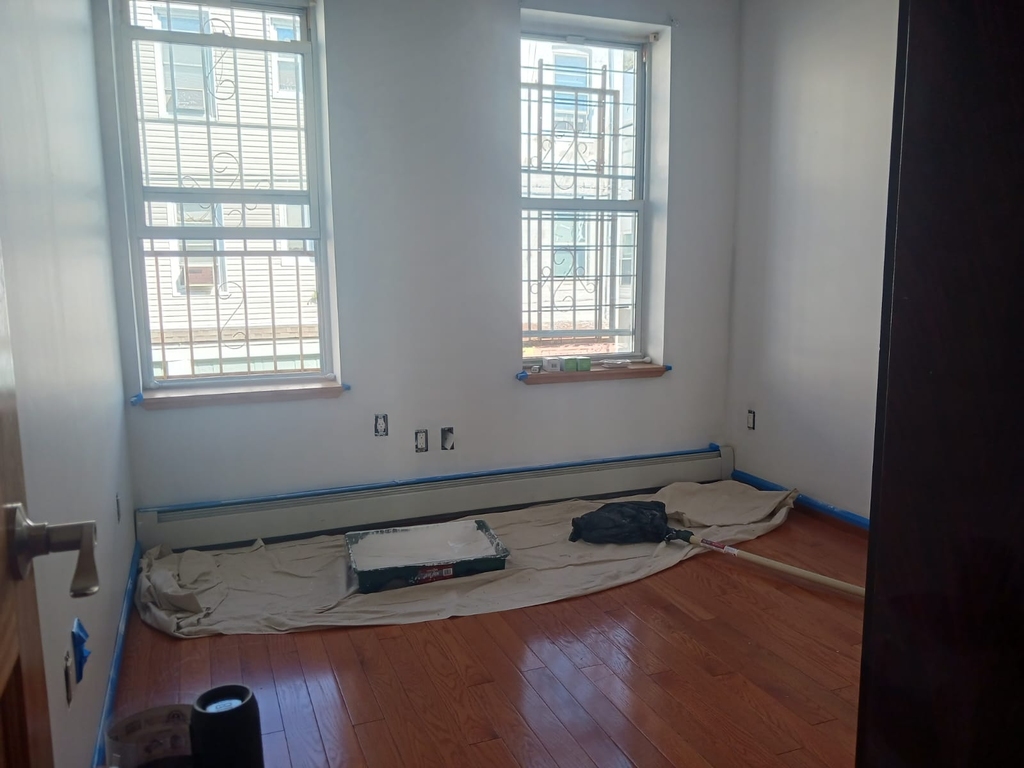 BAY RIDGE AVENUE - Photo 8