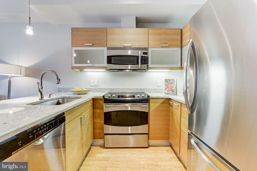 2031 13th Street Nw - Photo 2