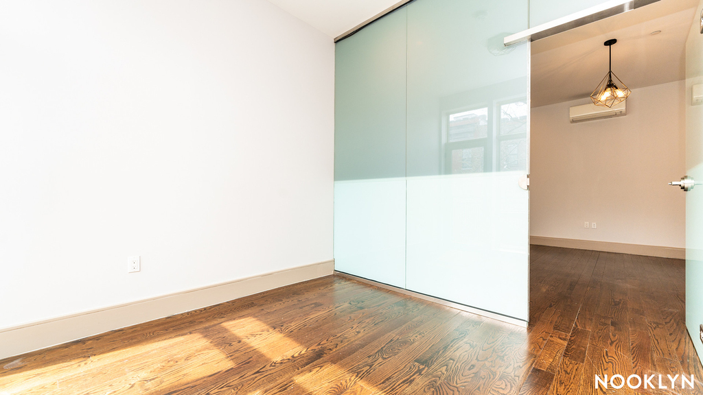 847 Madison Street - Photo 11