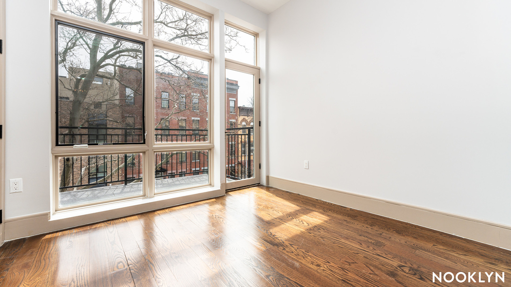 847 Madison Street - Photo 10