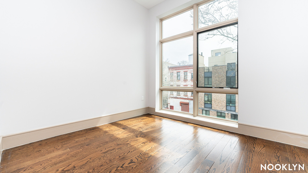 847 Madison Street - Photo 12