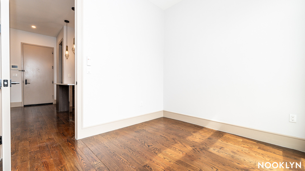847 Madison Street - Photo 9