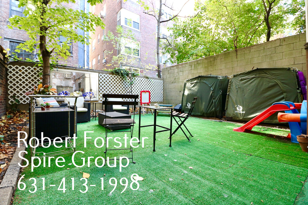 323 West 75th Street - Photo 0