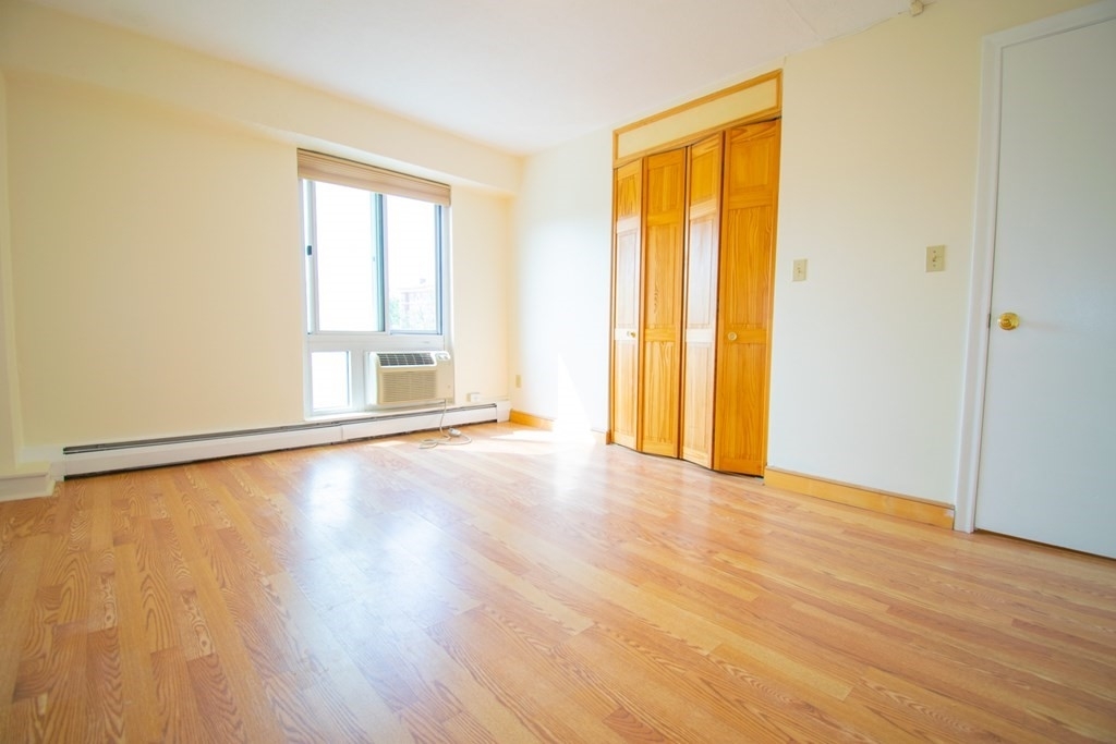 4 Trowbridge Place Unit 4a - Photo 5