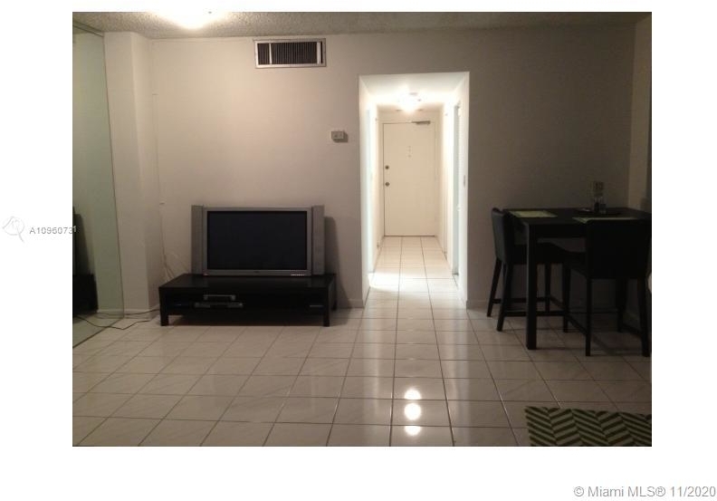 999 Brickell Bay Dr  #1206 - Photo 2