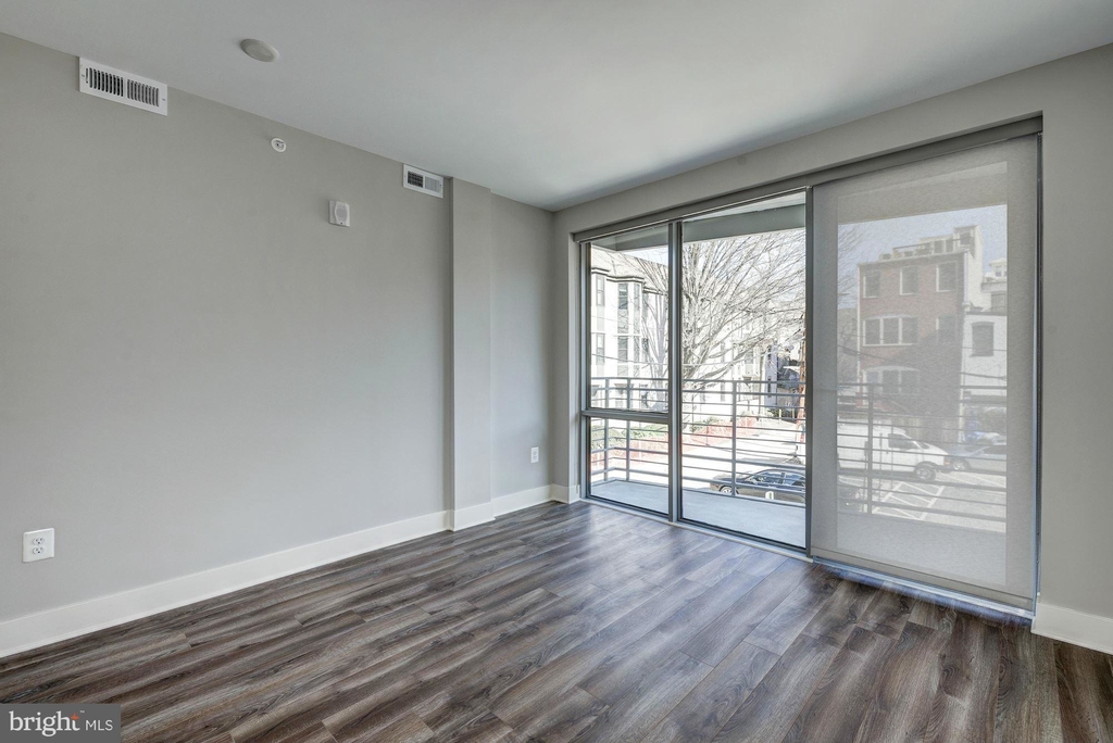 1311 13th Street Nw - Photo 3