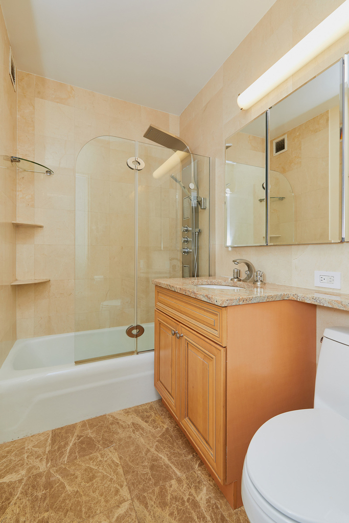 345 East 80th Street - Photo 7