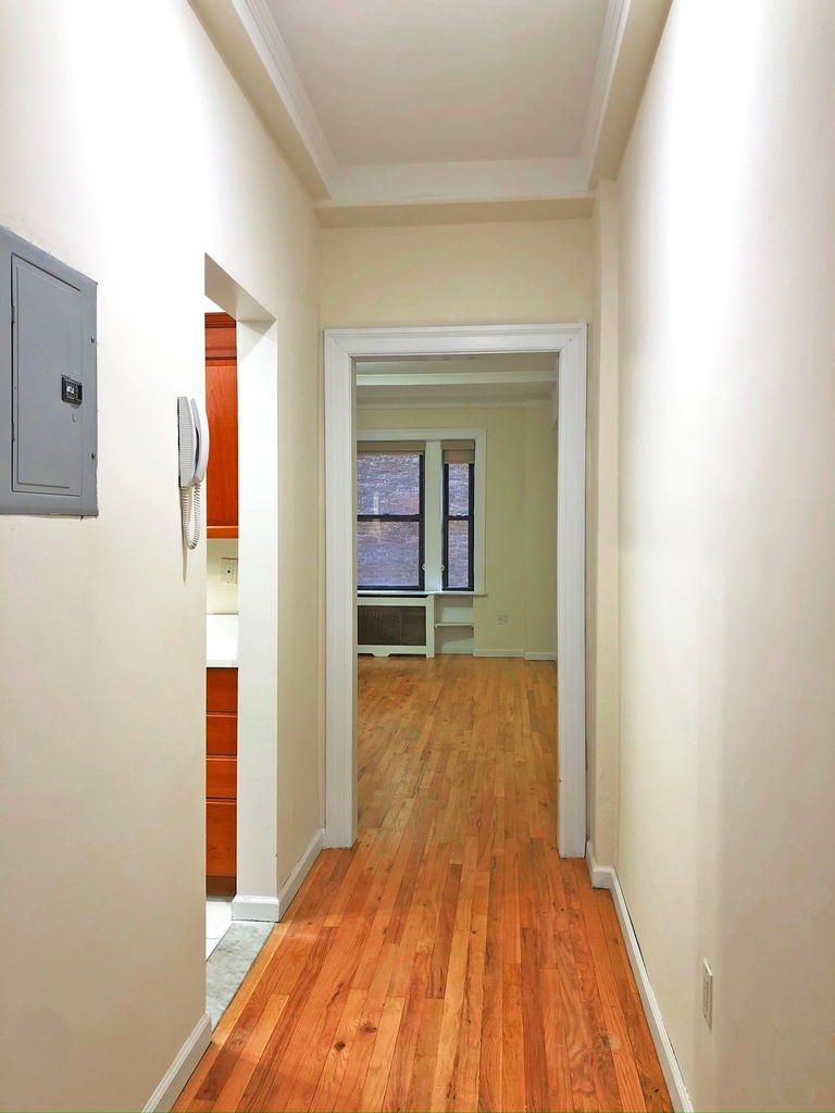 106 West 69th Street - Photo 1