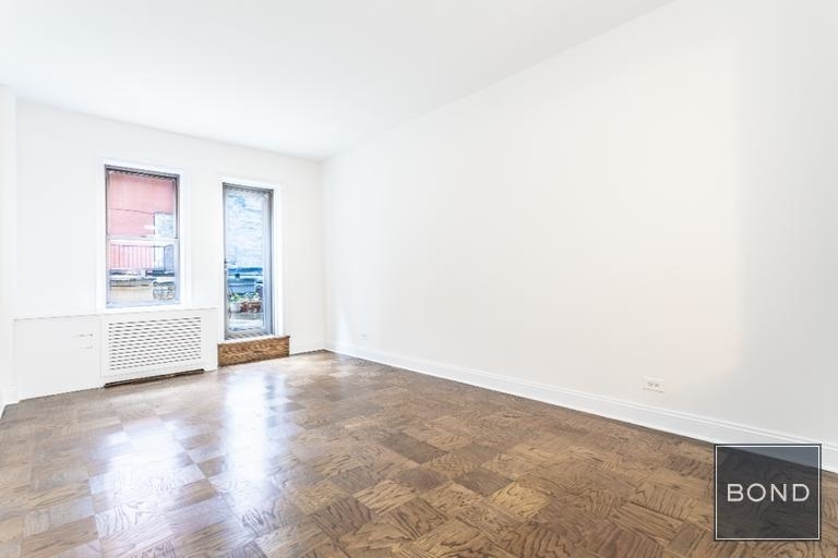 235 West 22nd Street - Photo 1