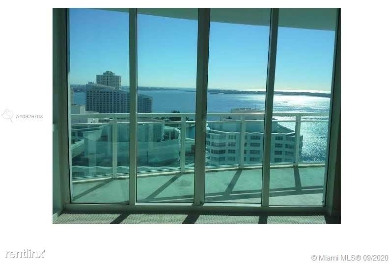 950 Brickell Bay Dr - Photo 5