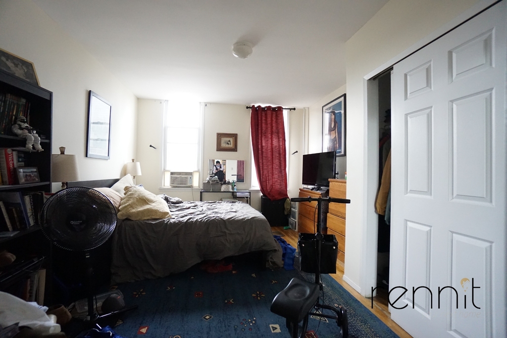 728 Lorimer Street - Photo 10