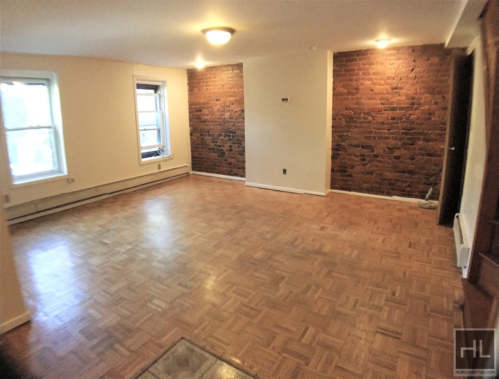 87 4 Avenue - Photo 1