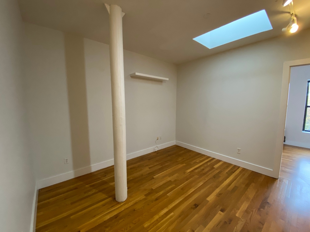 101 Jefferson Avenue - Photo 1