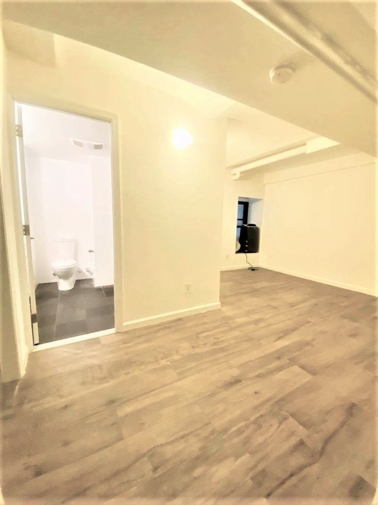 222 East 85th Street - Photo 2