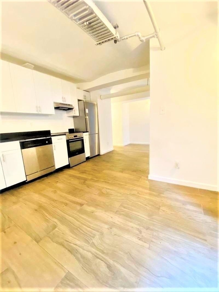 222 East 85th Street - Photo 1