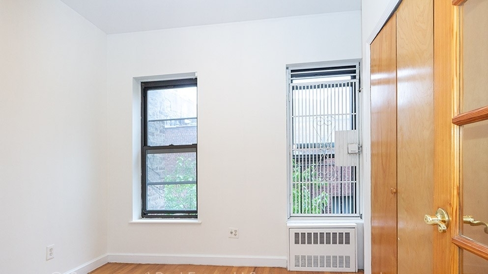 East 83rd Street, #5RW - Photo 2