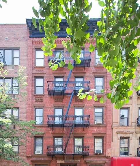 East 83rd Street, #5RW - Photo 7