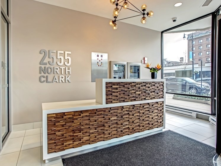 2555 N Clark - Photo 1