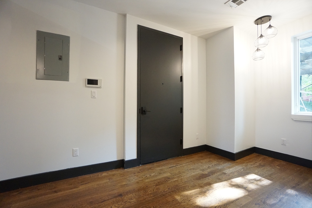 1109 Decatur Street - Photo 3