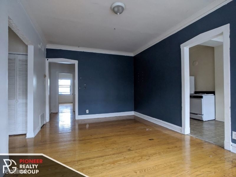 2244 W Wilson Ave 207 - Photo 1