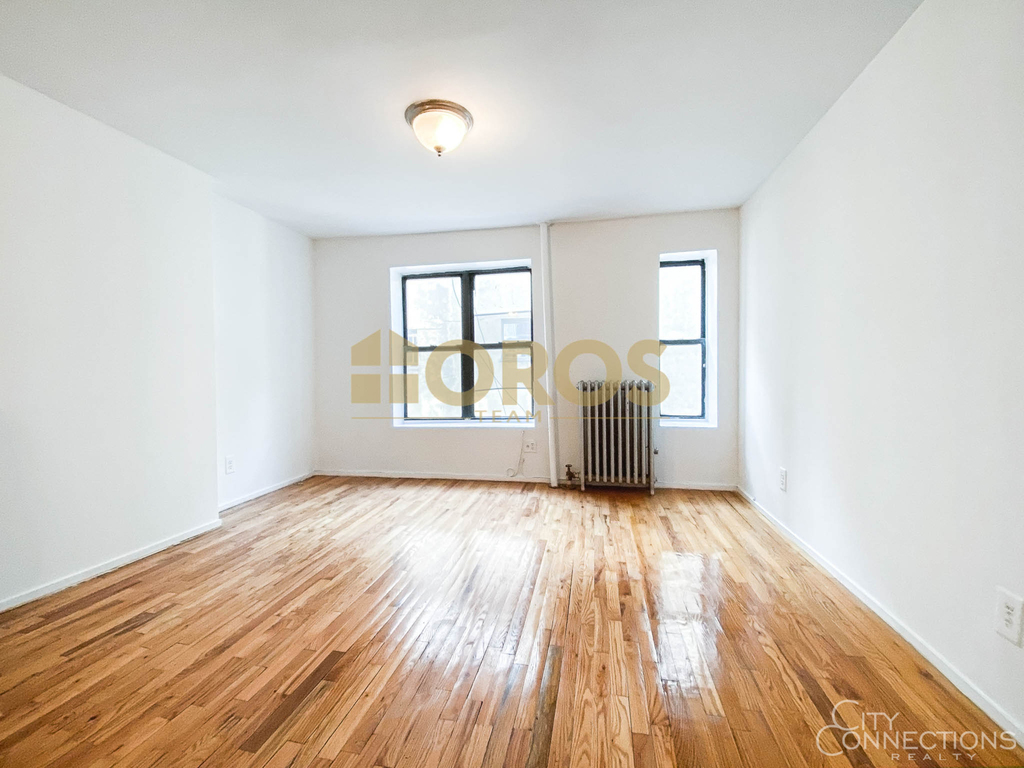 174 Avenue B - Photo 0