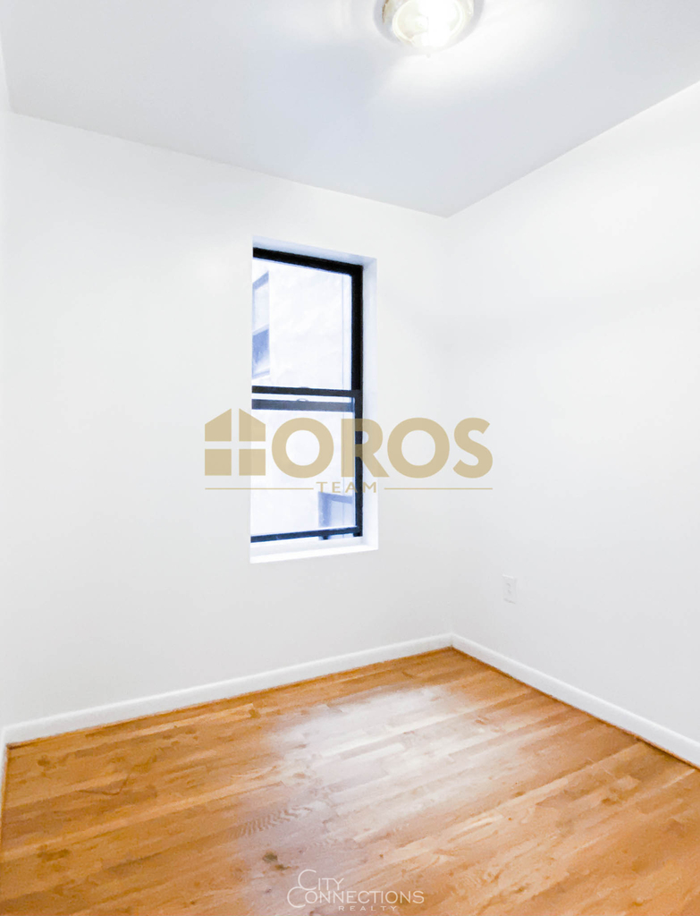 238 East 7th Street - Photo 7