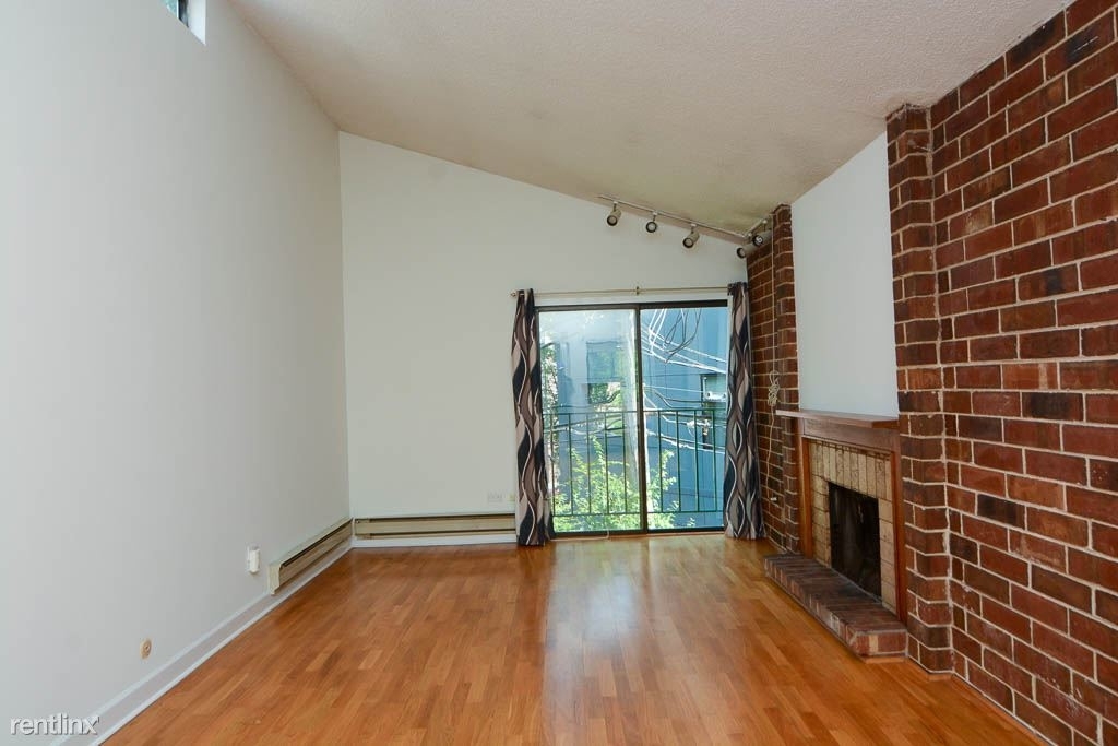 915 W. Montana, Unit 22 - Photo 4