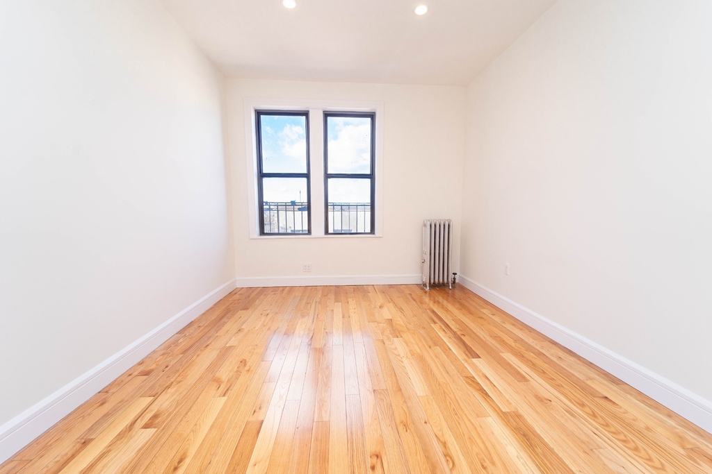 22-5 37th Street - Photo 1