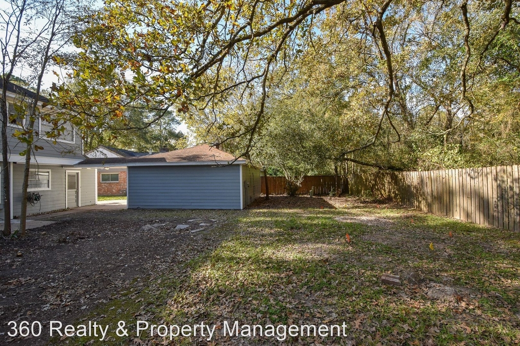 1831 Willow Point Dr - Photo 22