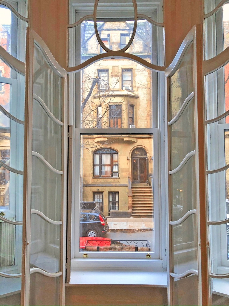 32 West 73rd Street - Photo 1