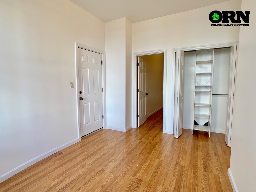 1678 George Street, #2 - Photo 7