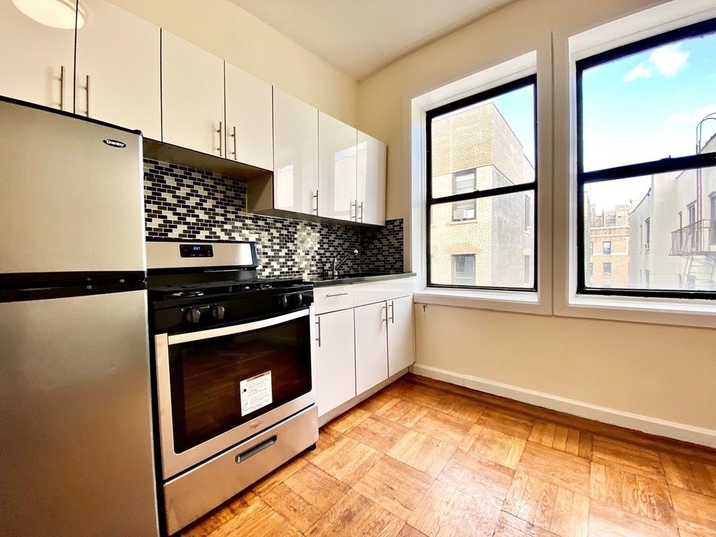 645 West 160th Street #6C - Photo 3